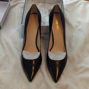 NWT Nine West Black Heels, size 12